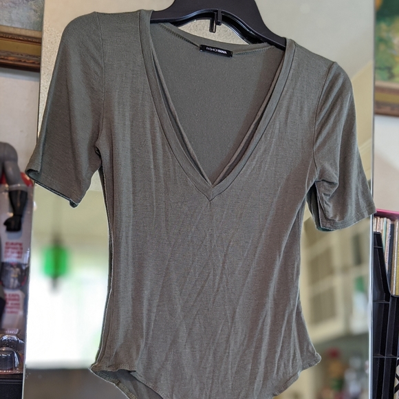 Fashion Nova Olive green bodysuit - Picture 1 of 3